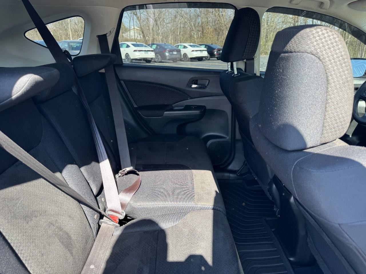 Honda CR-V Vehicle Full-screen Gallery Image 10