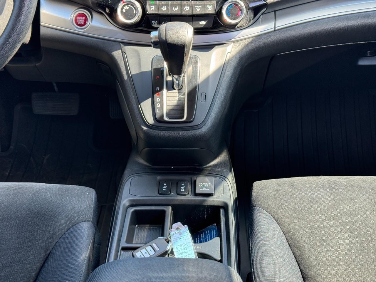 Honda CR-V Vehicle Full-screen Gallery Image 14