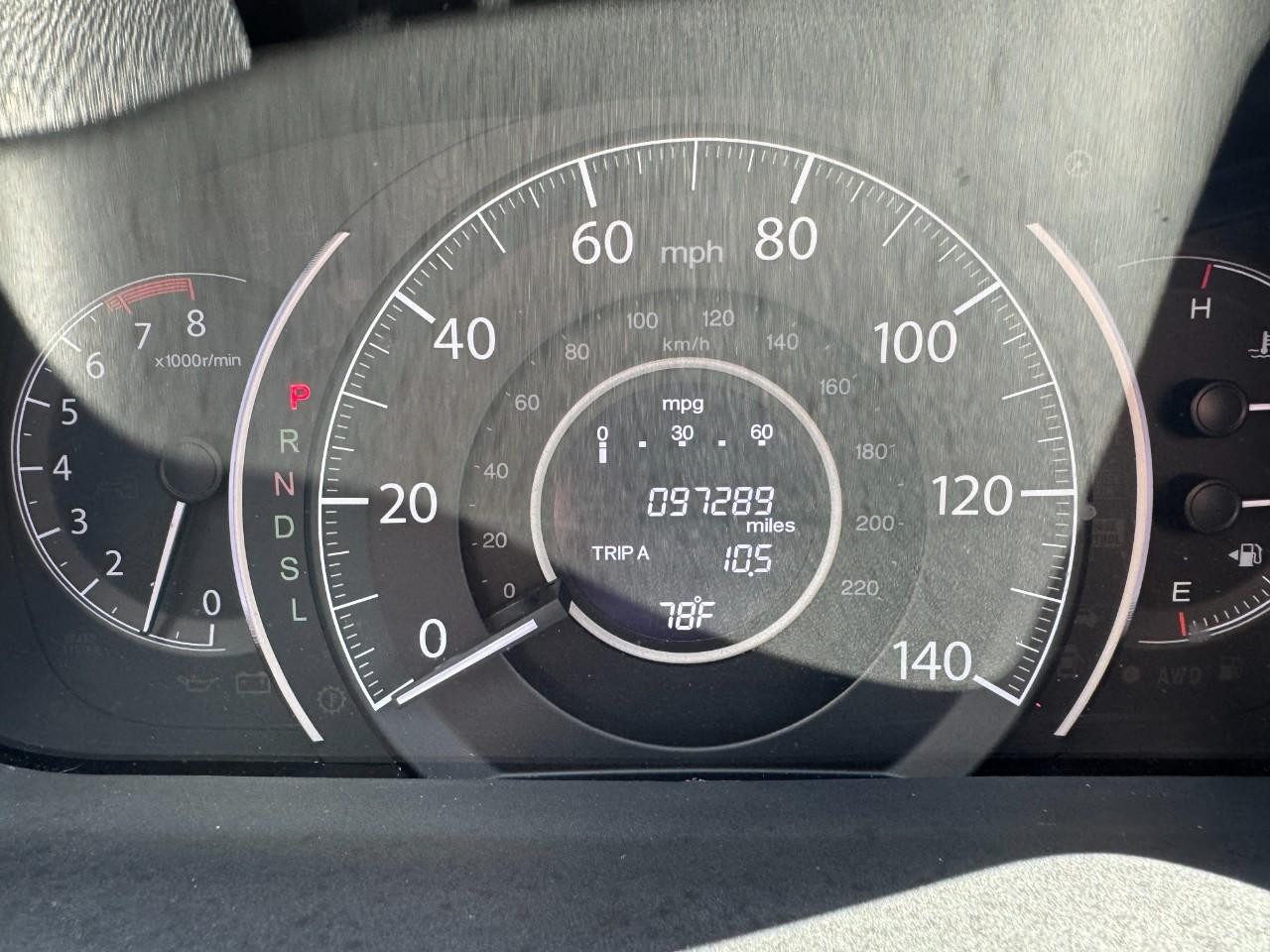 Honda CR-V Vehicle Full-screen Gallery Image 24