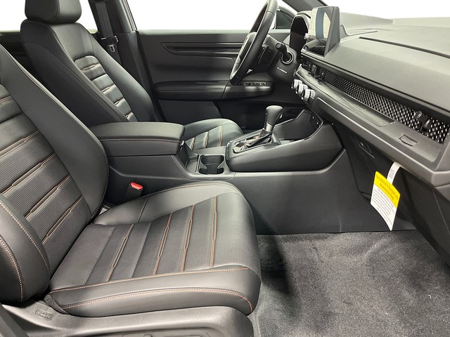 Honda CR-V Hybrid Vehicle Full-screen Gallery Image 30