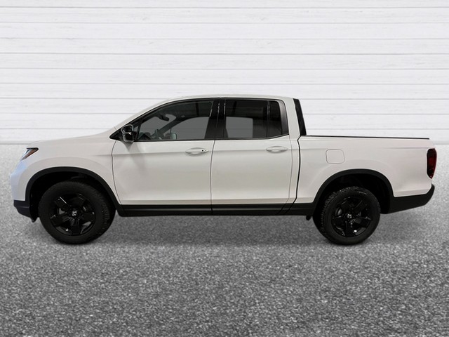 Honda Ridgeline Vehicle Full-screen Gallery Image 03