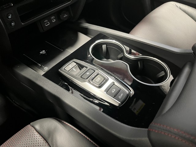 Honda Ridgeline Vehicle Full-screen Gallery Image 23