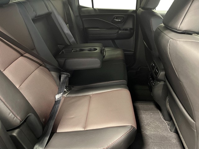 Honda Ridgeline Vehicle Full-screen Gallery Image 26