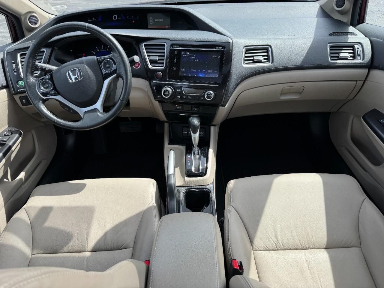 Honda Civic Sedan Vehicle Full-screen Gallery Image 10