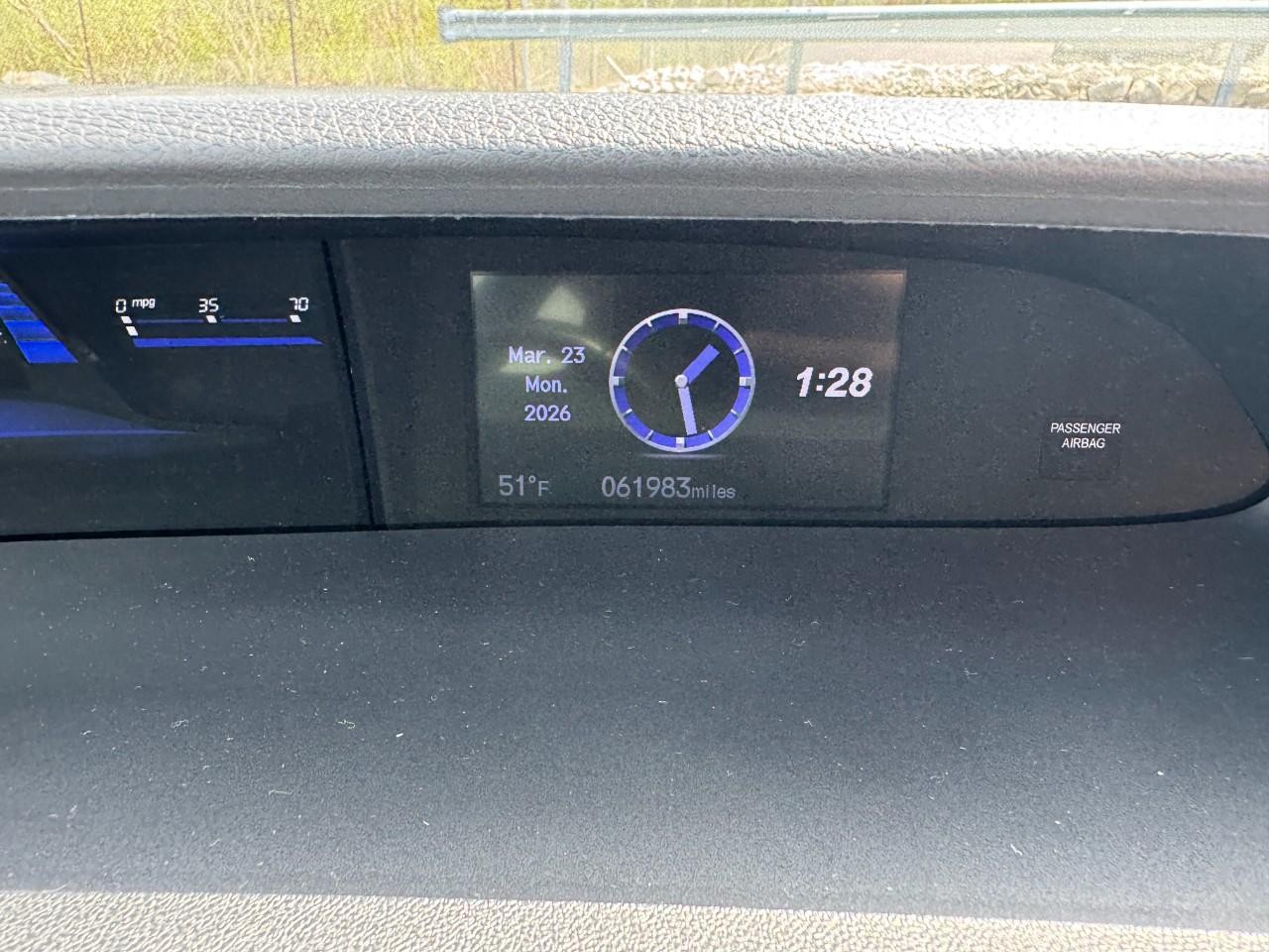 Honda Civic Sedan Vehicle Full-screen Gallery Image 24