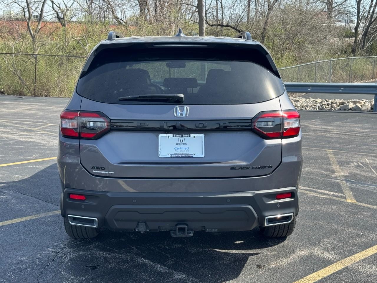 Honda Pilot Vehicle Full-screen Gallery Image 05