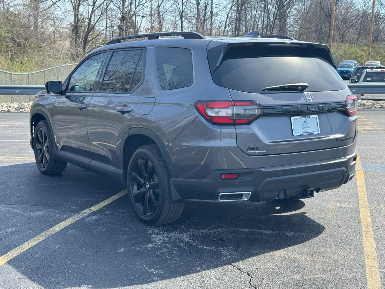 Honda Pilot Vehicle Full-screen Gallery Image 06