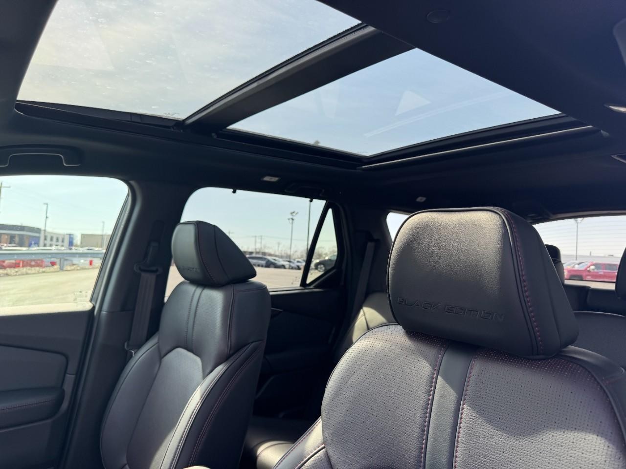 Honda Pilot Vehicle Full-screen Gallery Image 17