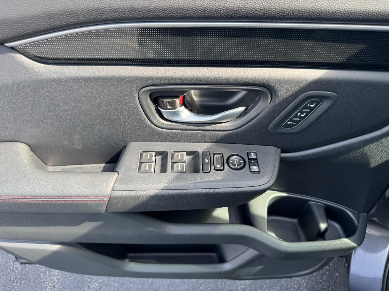 Honda Pilot Vehicle Full-screen Gallery Image 20