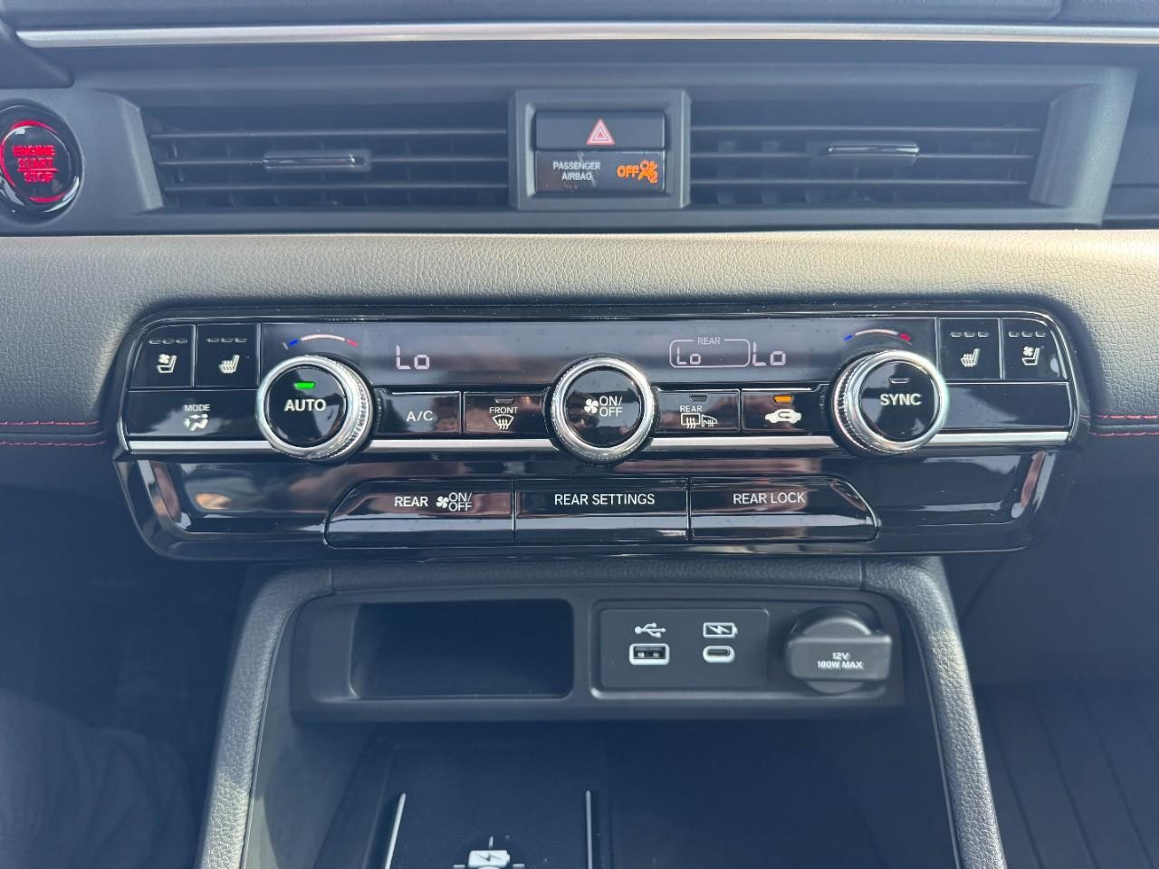 Honda Pilot Vehicle Full-screen Gallery Image 27