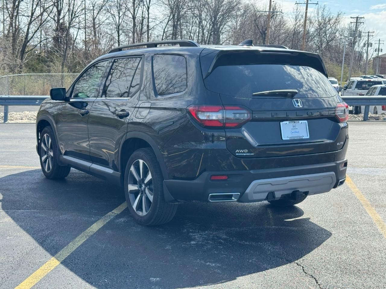 Honda Pilot Vehicle Full-screen Gallery Image 06