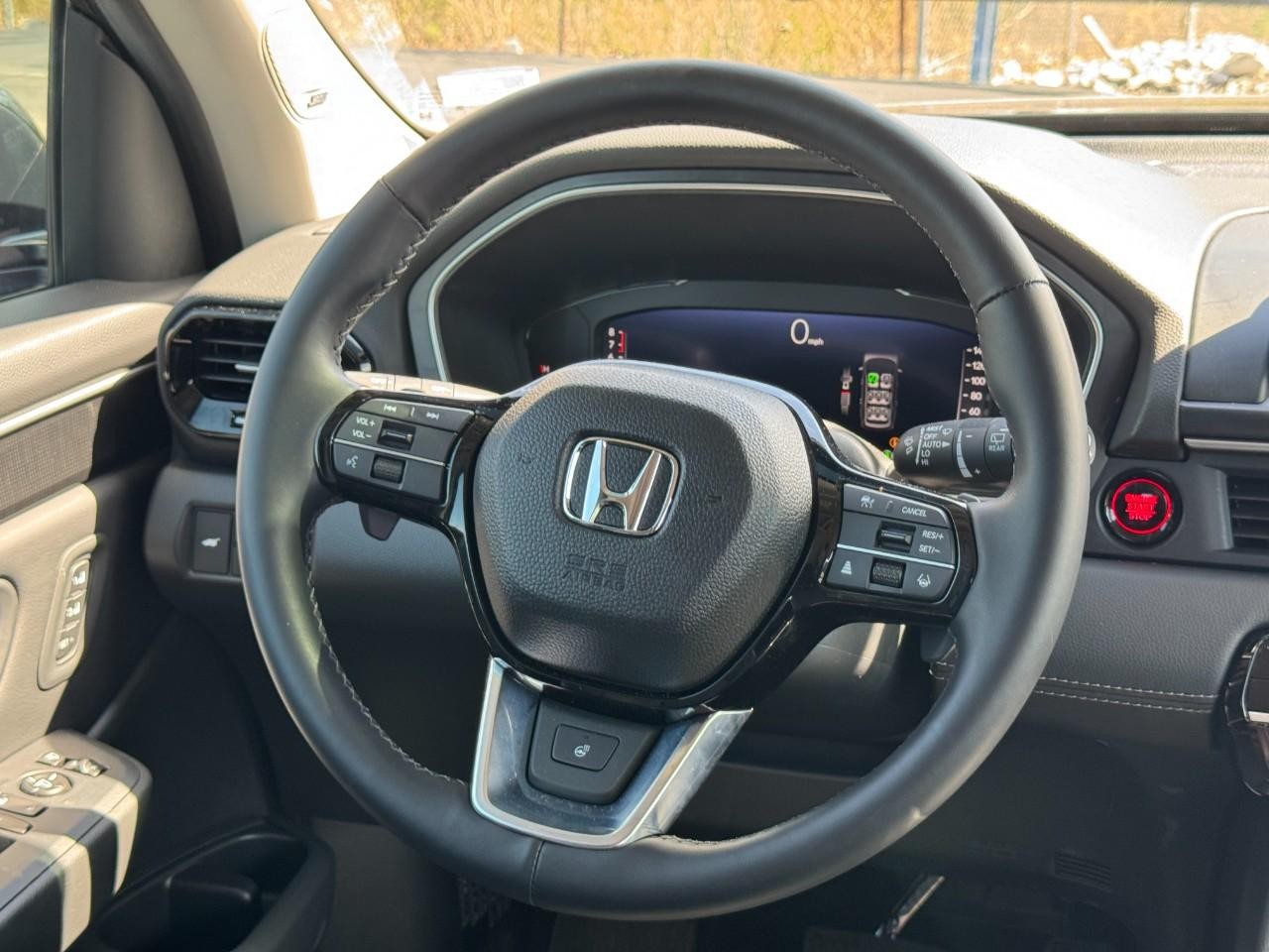 Honda Pilot Vehicle Full-screen Gallery Image 13