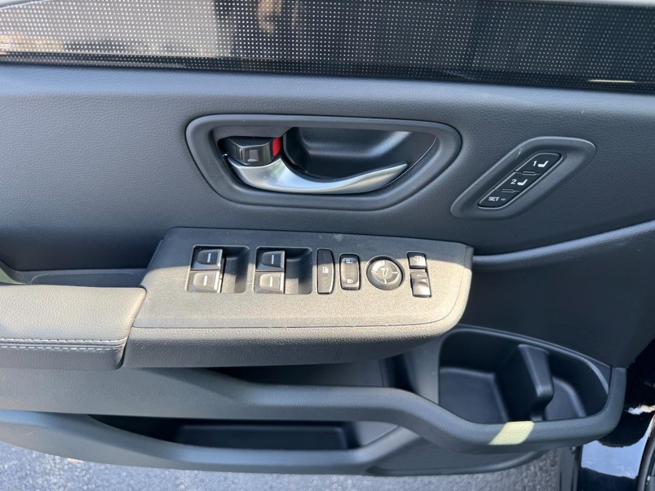 Honda Pilot Vehicle Full-screen Gallery Image 21