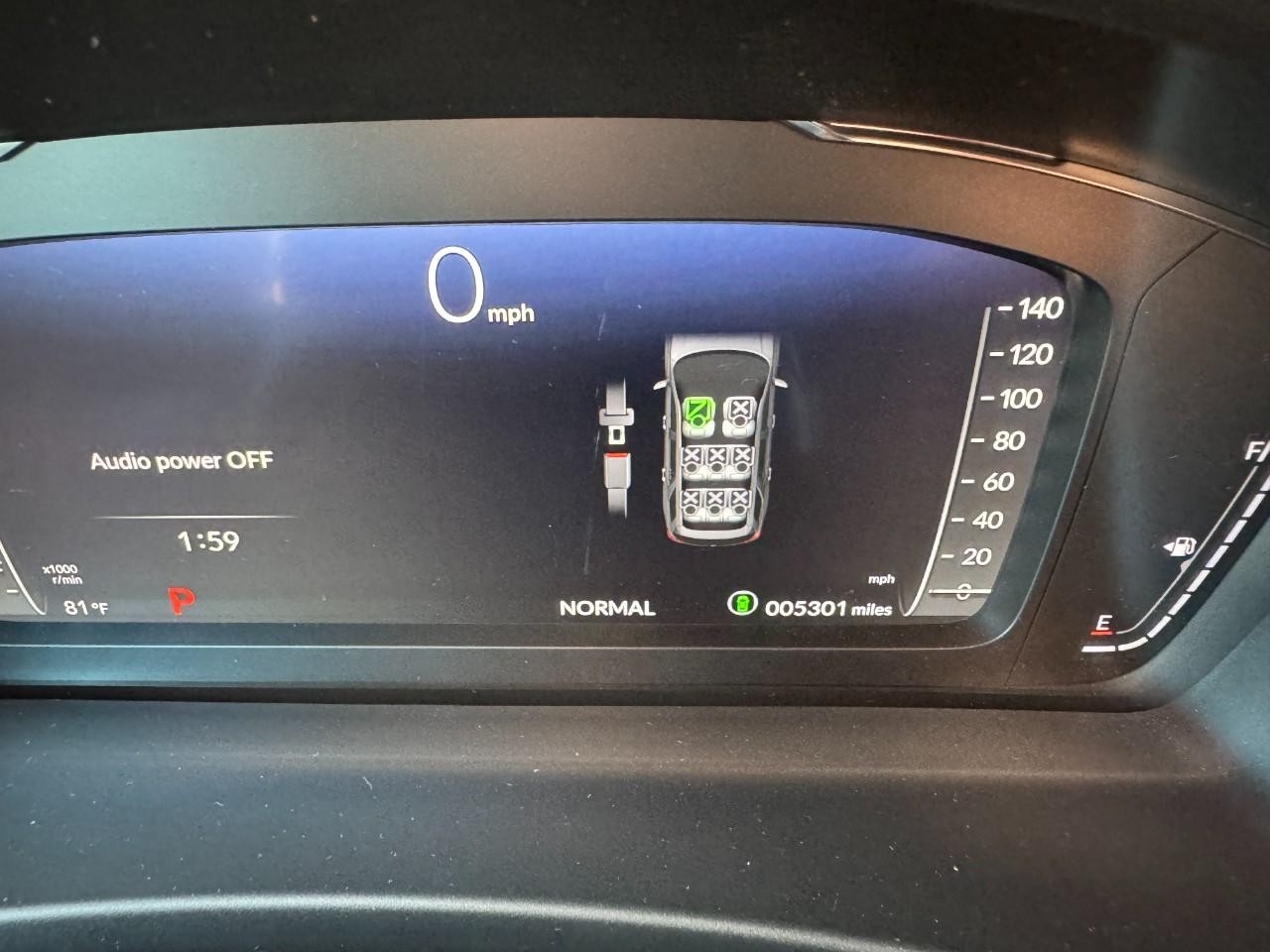 Honda Pilot Vehicle Full-screen Gallery Image 24