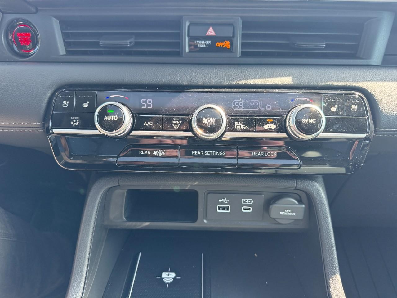 Honda Pilot Vehicle Full-screen Gallery Image 27