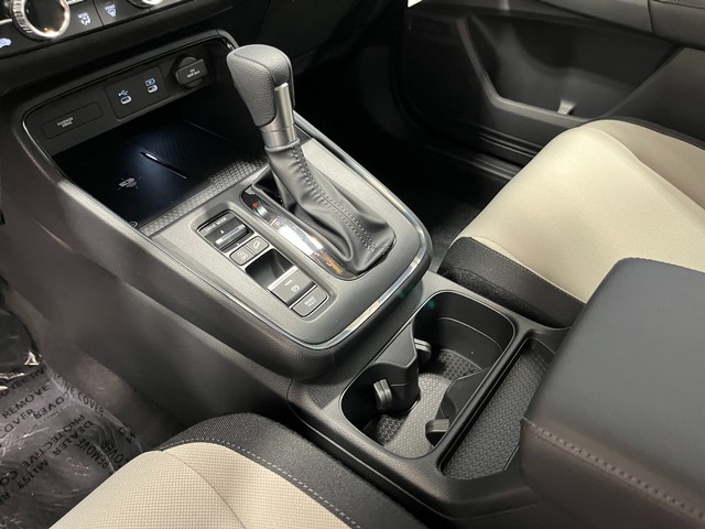 Honda CR-V Vehicle Full-screen Gallery Image 23