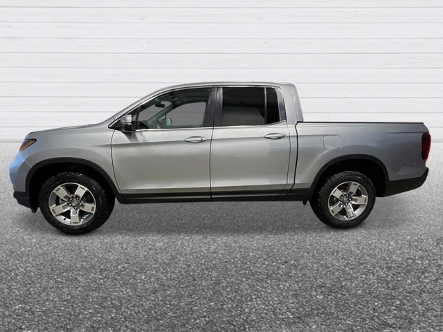 Honda Ridgeline Vehicle Full-screen Gallery Image 03