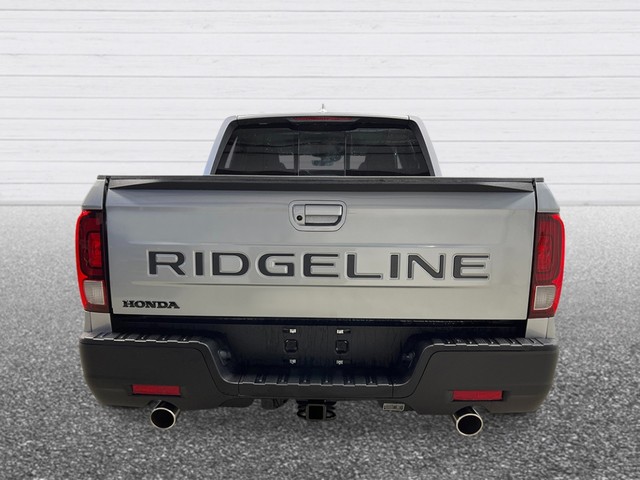 Honda Ridgeline Vehicle Full-screen Gallery Image 05