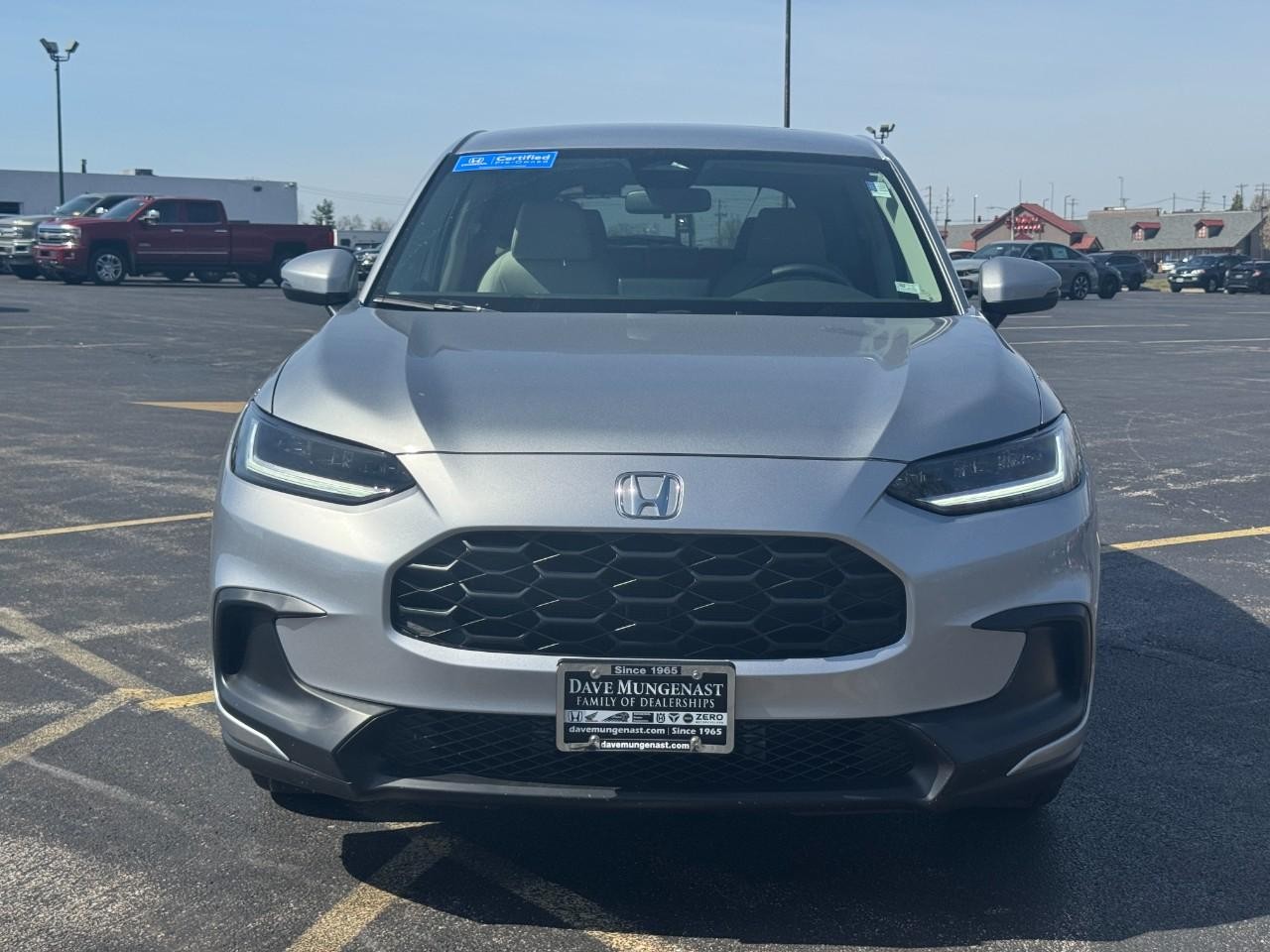 Honda HR-V Vehicle Full-screen Gallery Image 09