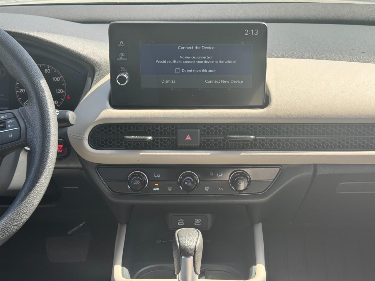 Honda HR-V Vehicle Full-screen Gallery Image 13