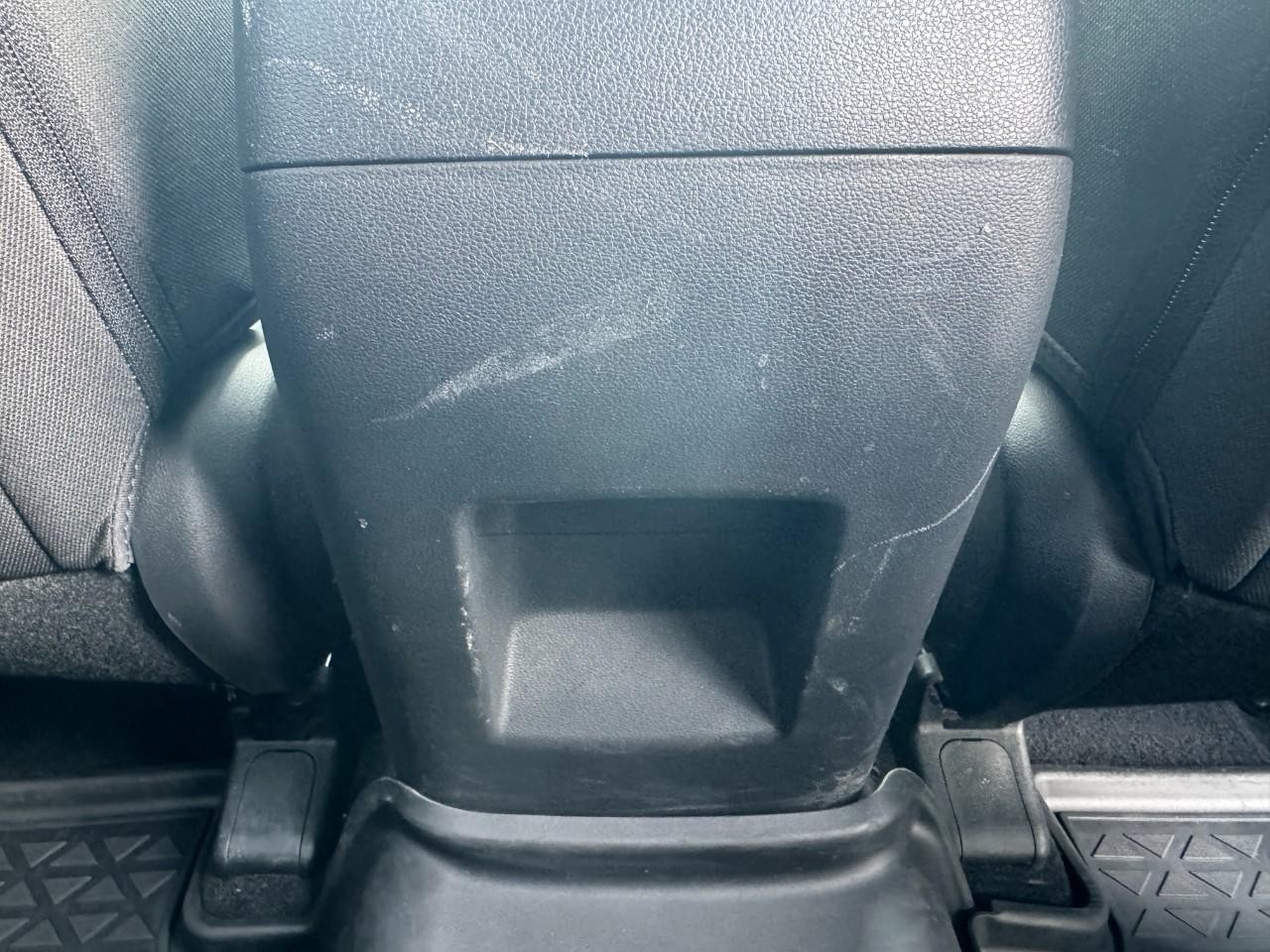 Hyundai Santa Cruz Vehicle Full-screen Gallery Image 16