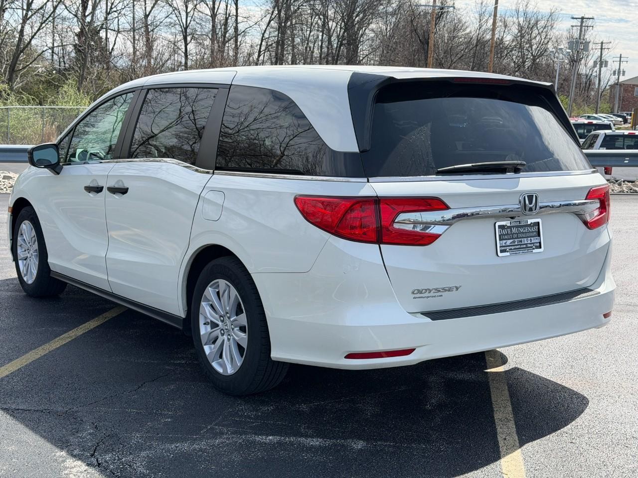 Honda Odyssey Vehicle Full-screen Gallery Image 07