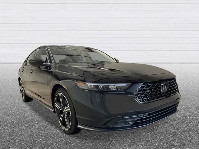 Honda Accord Hybrid Vehicle Full-screen Gallery Image 10