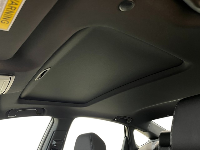 Honda Accord Hybrid Vehicle Full-screen Gallery Image 25