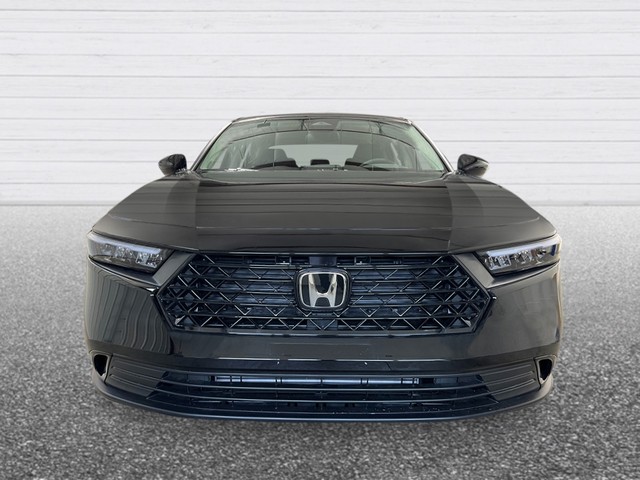 Honda Accord Sedan Vehicle Full-screen Gallery Image 10