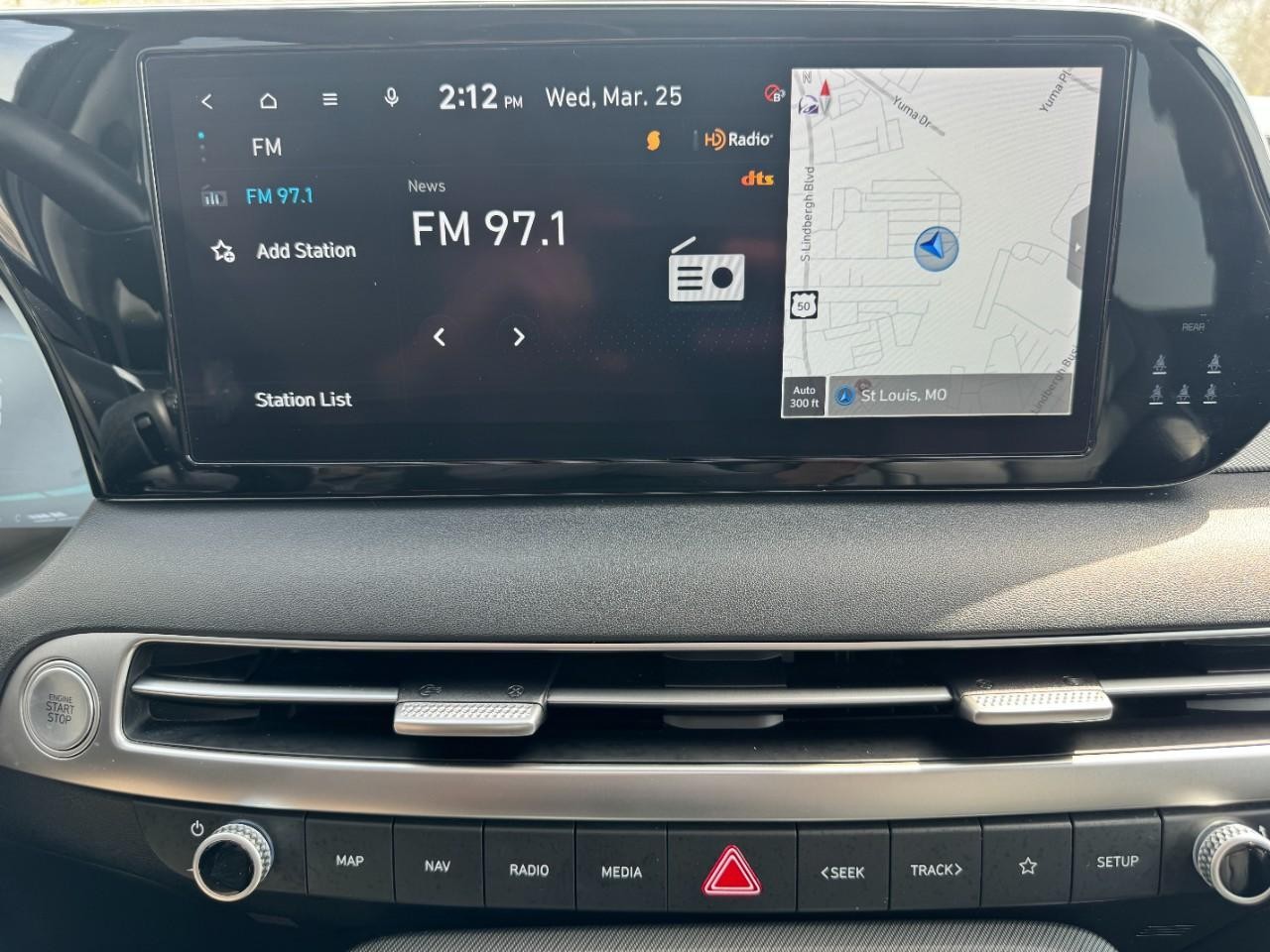 Hyundai Palisade Vehicle Full-screen Gallery Image 25