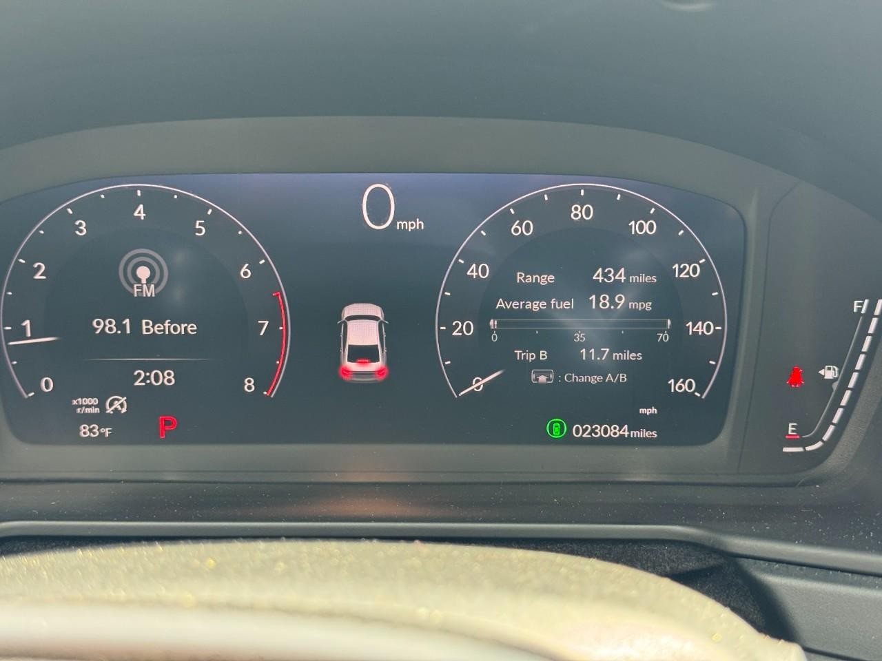 Honda Accord Sedan Vehicle Full-screen Gallery Image 23