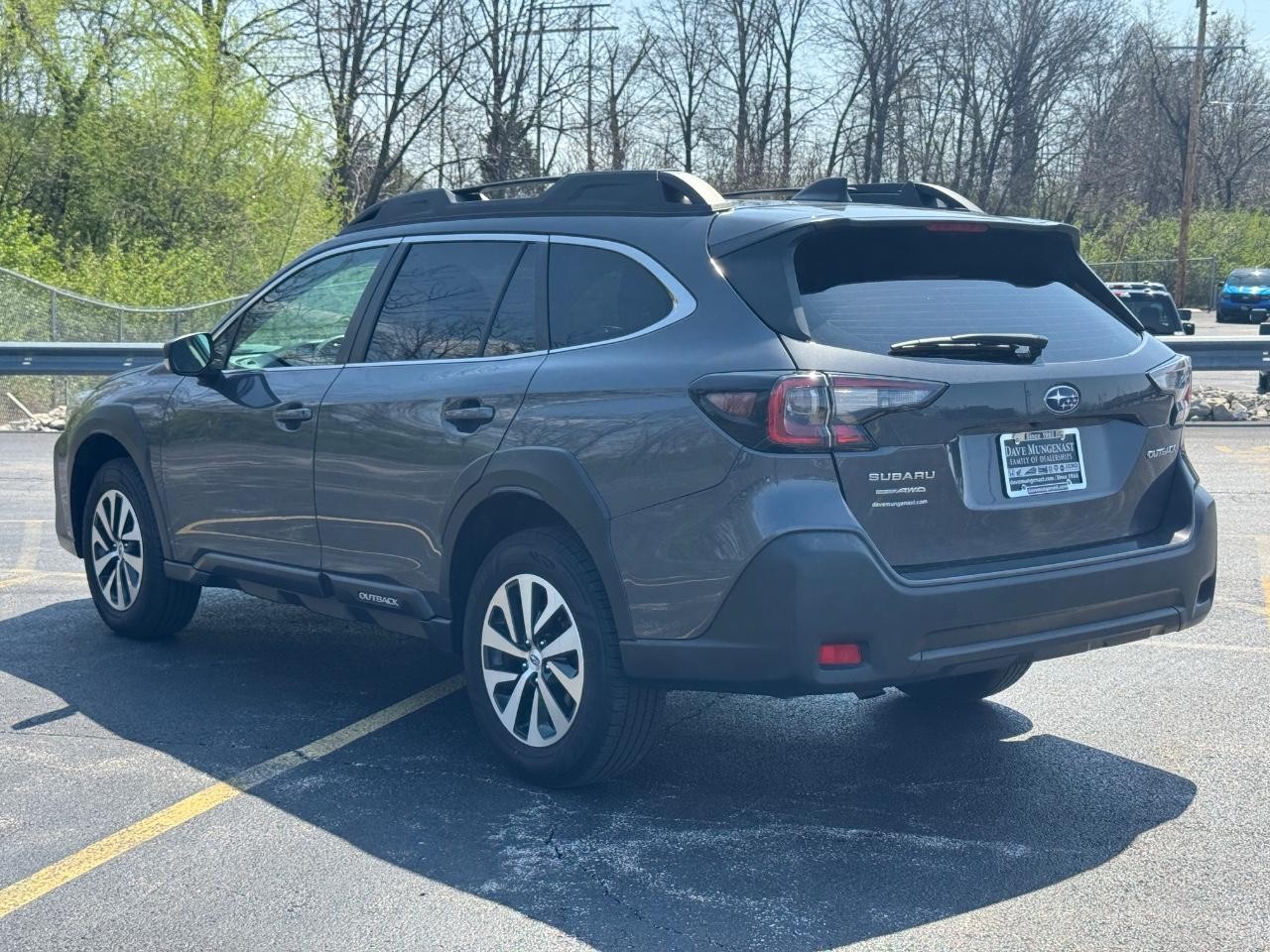 Subaru Outback Vehicle Full-screen Gallery Image 07