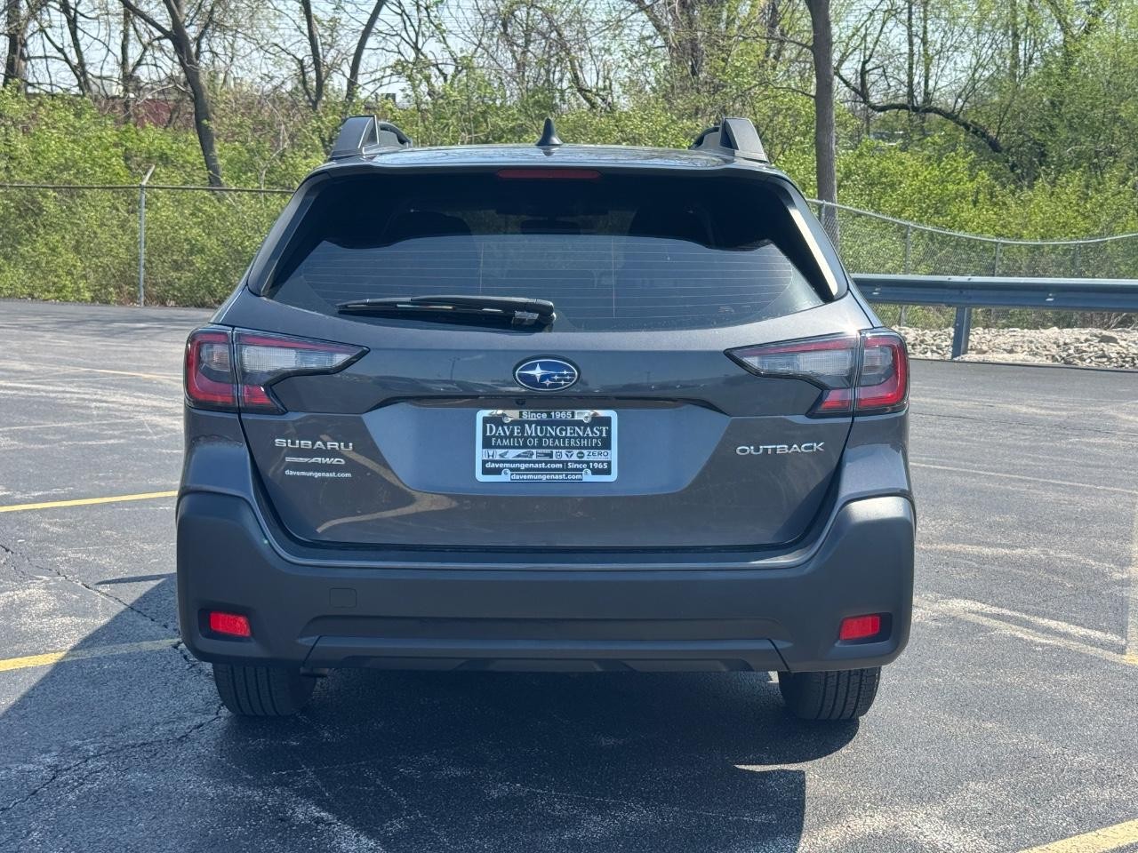 Subaru Outback Vehicle Full-screen Gallery Image 08