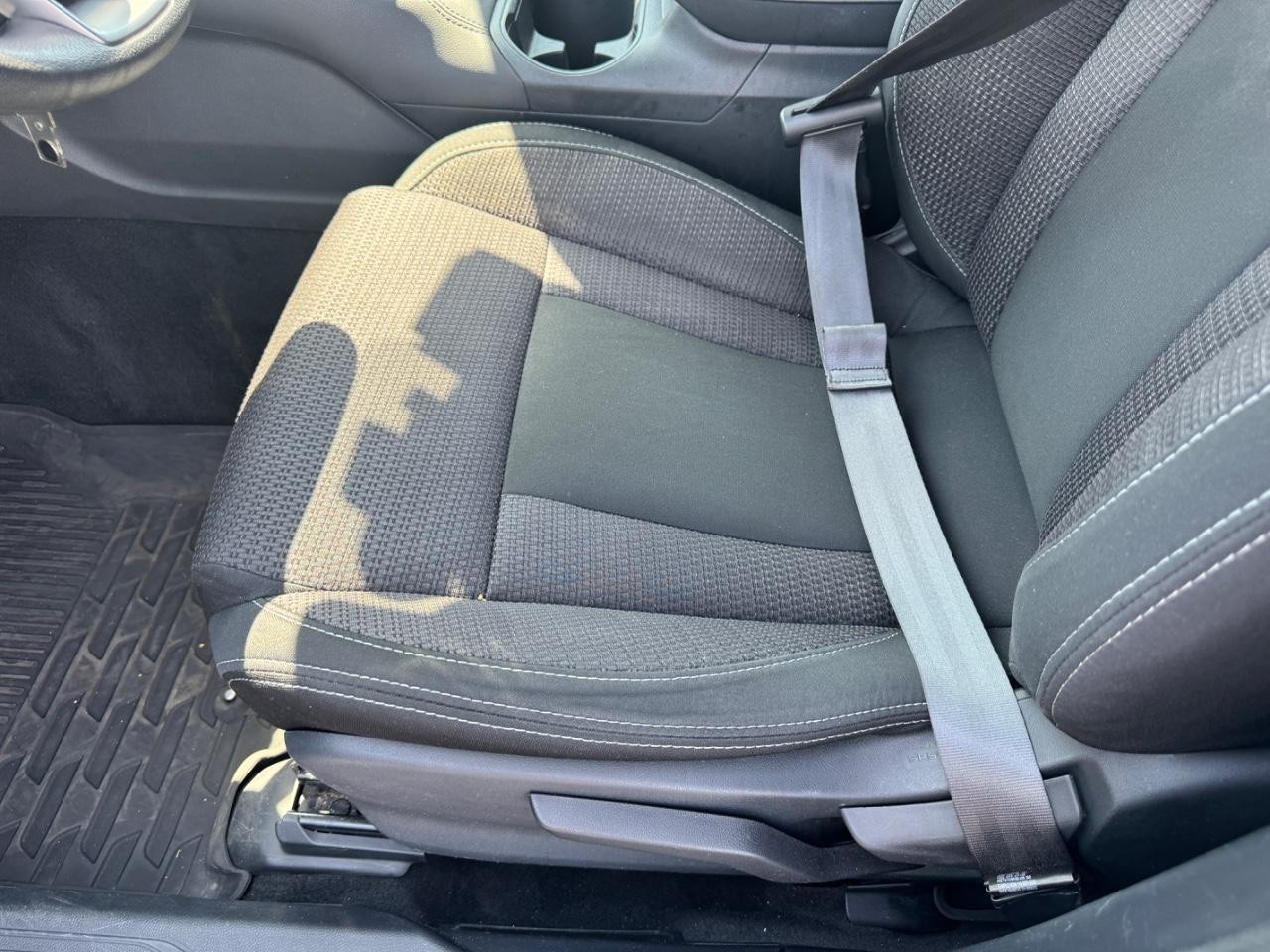 Subaru Outback Vehicle Full-screen Gallery Image 19