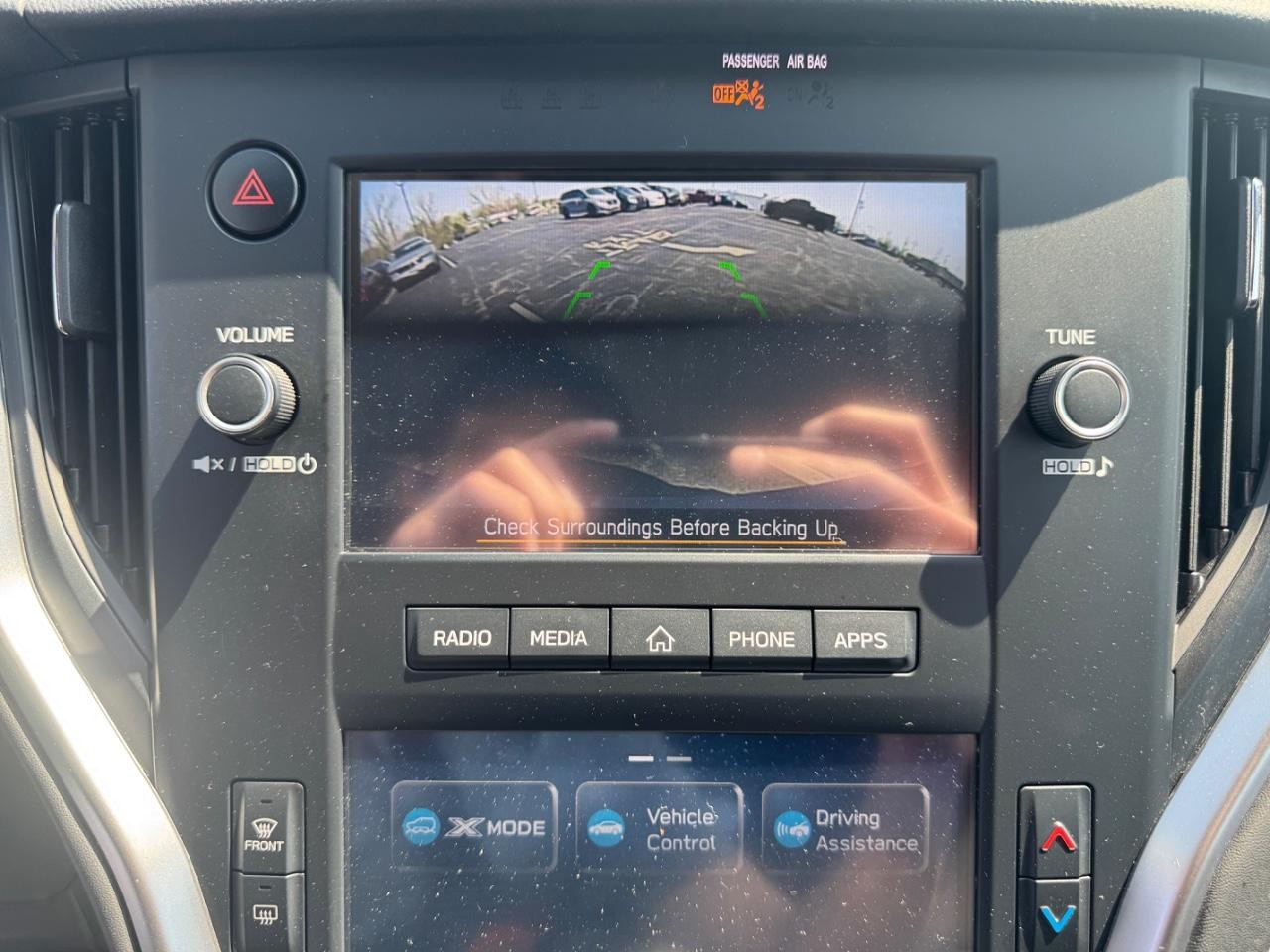 Subaru Outback Vehicle Full-screen Gallery Image 25