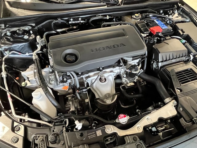 Honda Civic Sedan Vehicle Full-screen Gallery Image 11