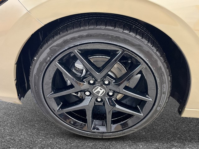 Honda Civic Hatchback Vehicle Full-screen Gallery Image 11