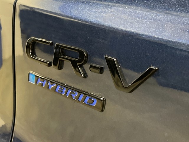Honda CR-V Hybrid Vehicle Full-screen Gallery Image 06