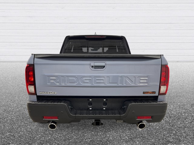 Honda Ridgeline Vehicle Full-screen Gallery Image 04