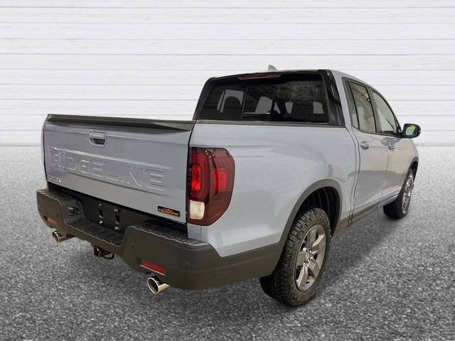 Honda Ridgeline Vehicle Full-screen Gallery Image 05
