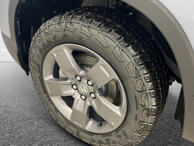 Honda Ridgeline Vehicle Full-screen Gallery Image 11