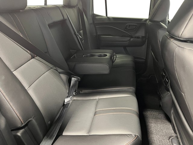 Honda Ridgeline Vehicle Full-screen Gallery Image 25