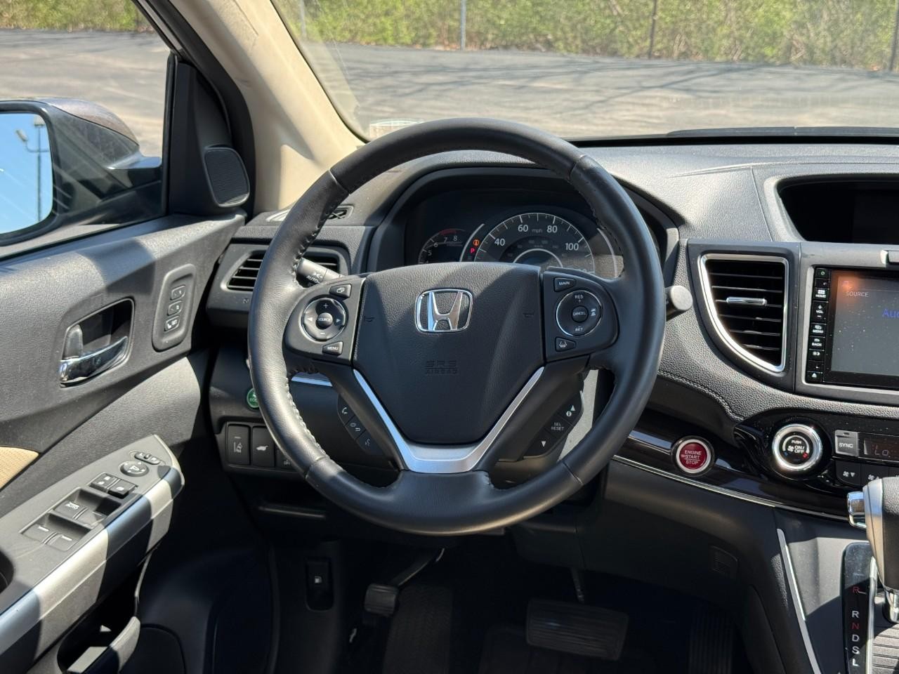 Honda CR-V Vehicle Full-screen Gallery Image 12