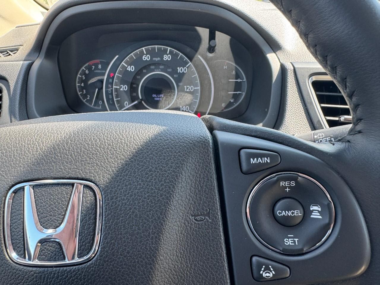 Honda CR-V Vehicle Full-screen Gallery Image 22