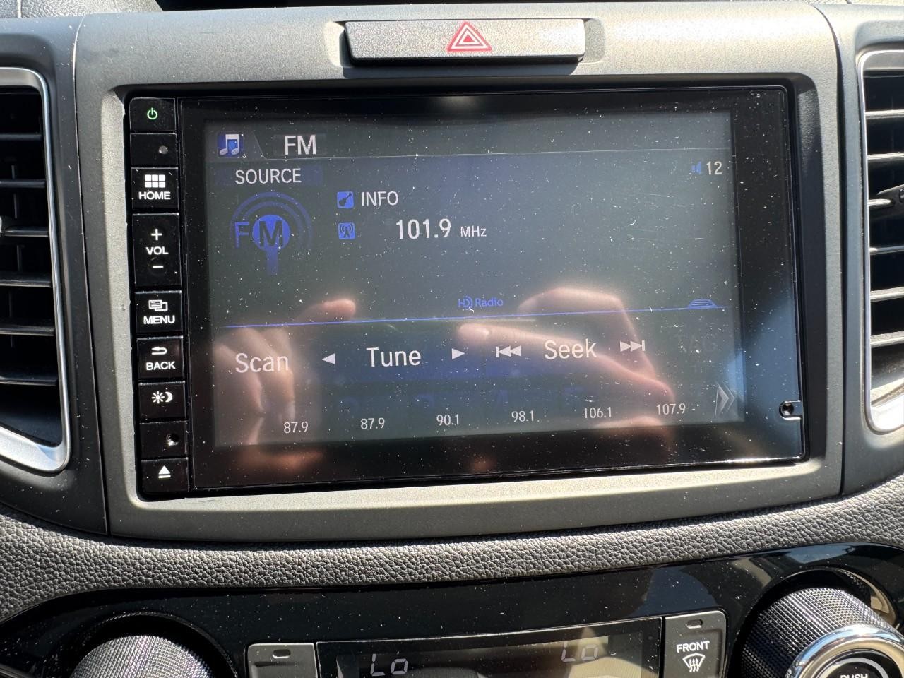 Honda CR-V Vehicle Full-screen Gallery Image 24