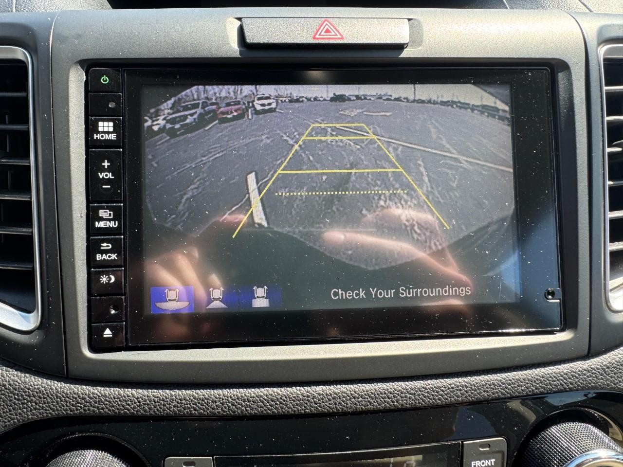 Honda CR-V Vehicle Full-screen Gallery Image 25