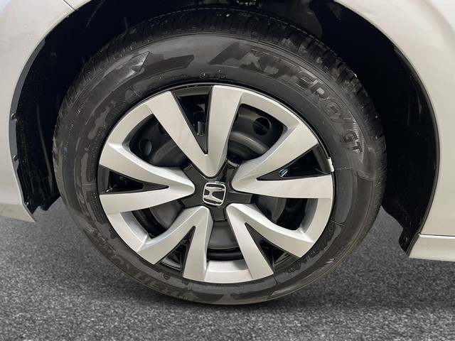 Honda Civic Sedan Vehicle Full-screen Gallery Image 10