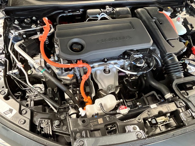 Honda Civic Sedan Hybrid Vehicle Full-screen Gallery Image 12