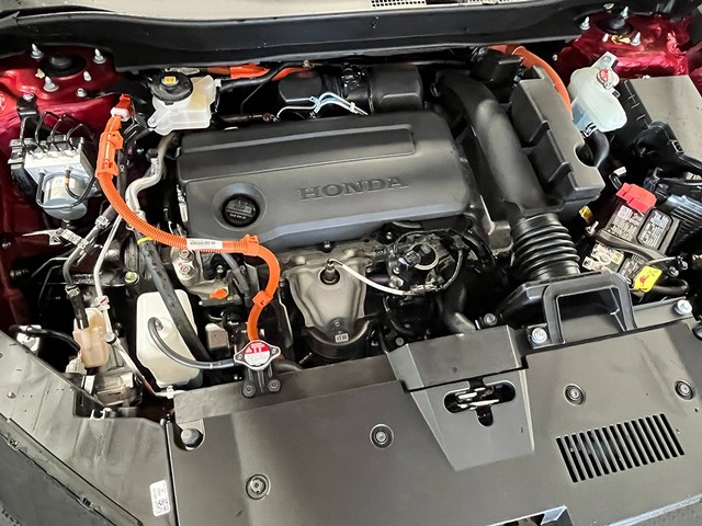Honda CR-V Hybrid Vehicle Full-screen Gallery Image 11
