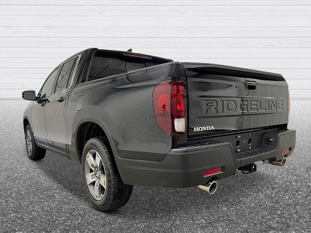 Honda Ridgeline Vehicle Full-screen Gallery Image 04